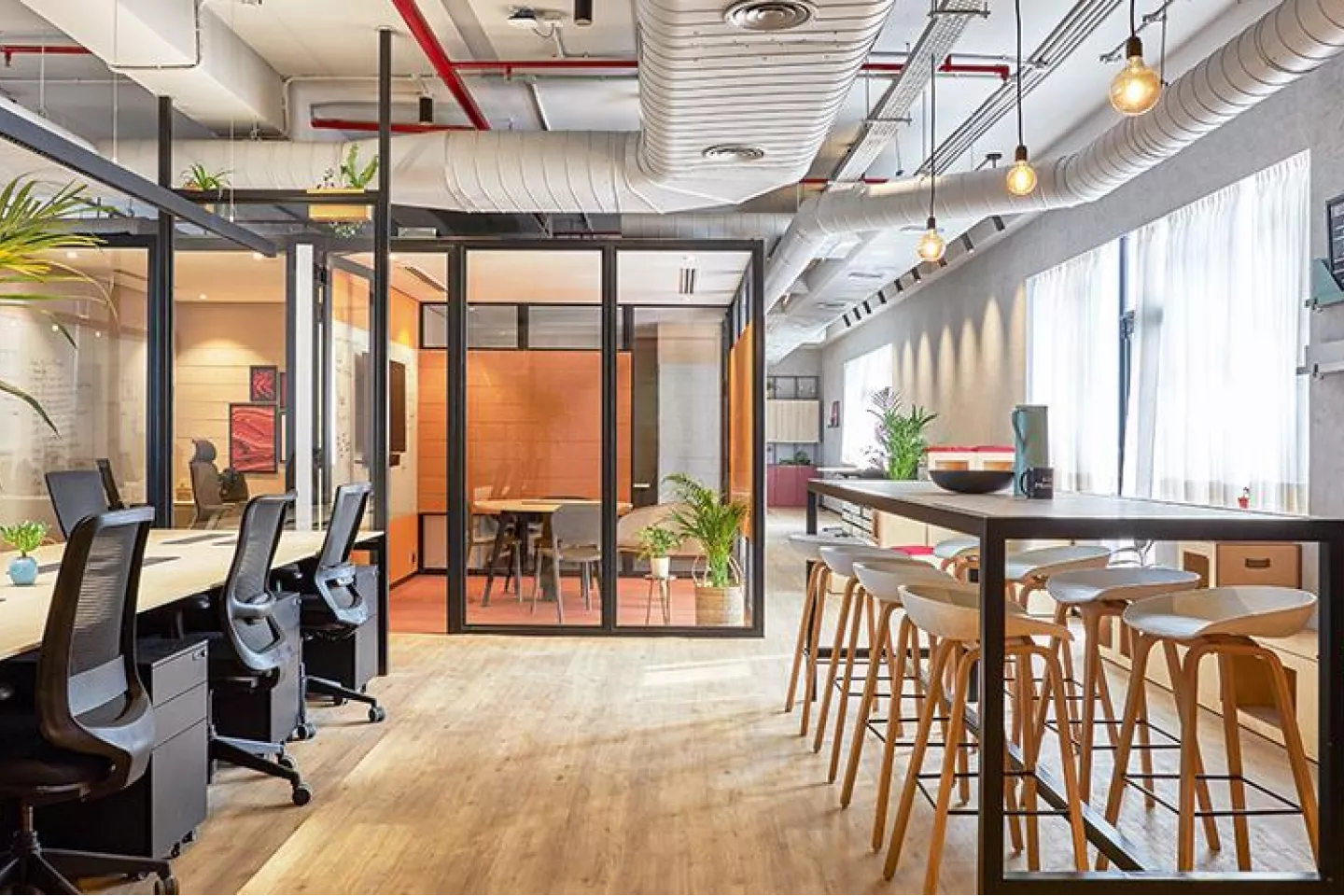 How Coworking Spaces are Ideal for Entrepreneurs