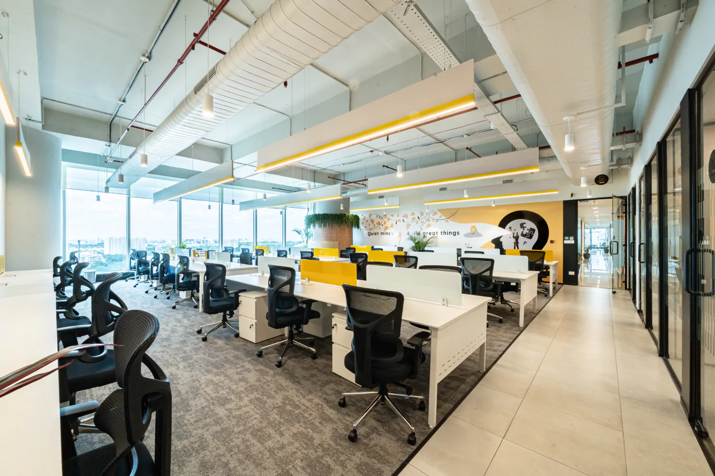 Top benefits of choosing premium office spaces for business