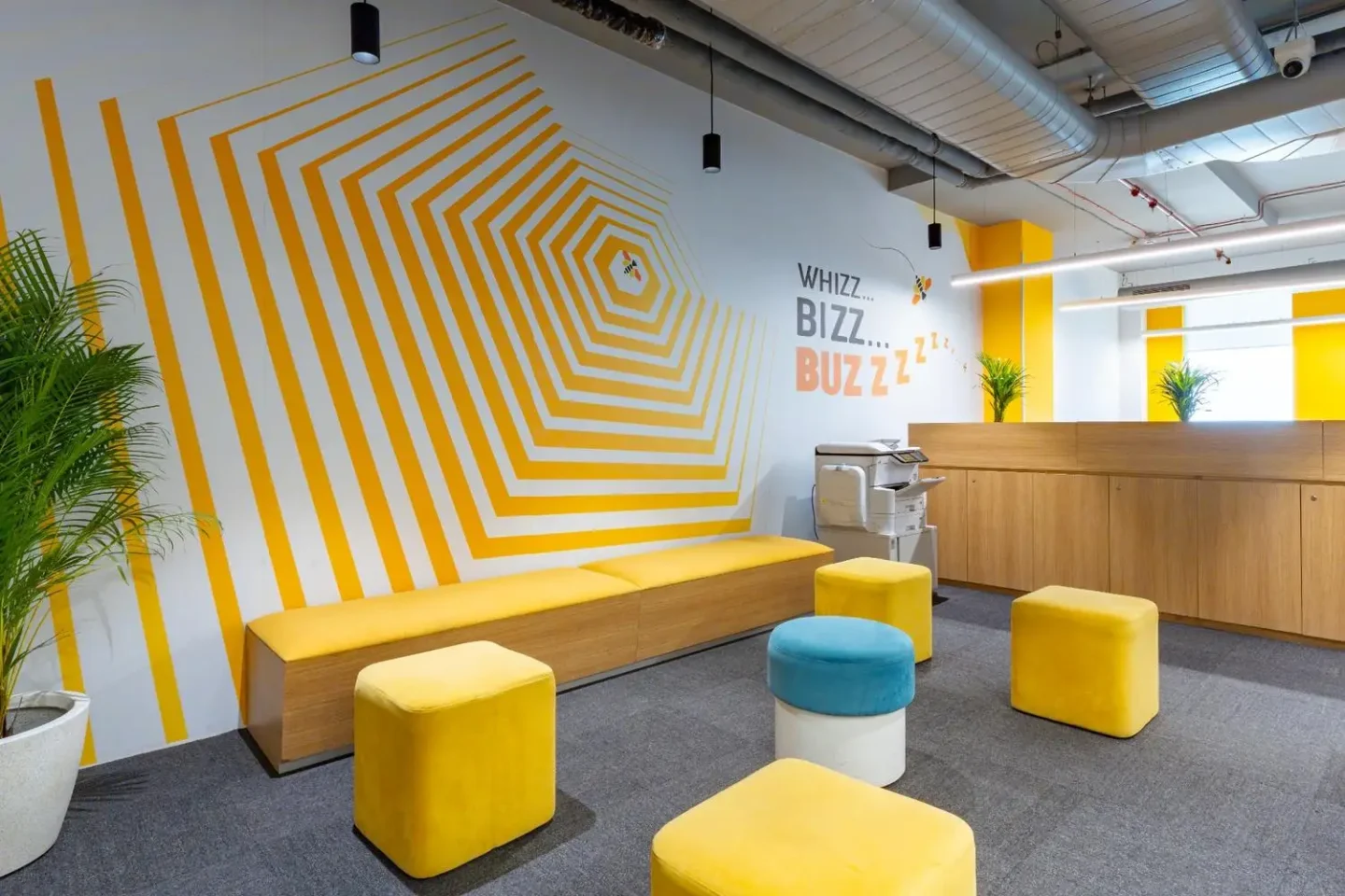 A Premium Managed Office Space for Startups & Enterprises: BuzzWorks at Signature Towers