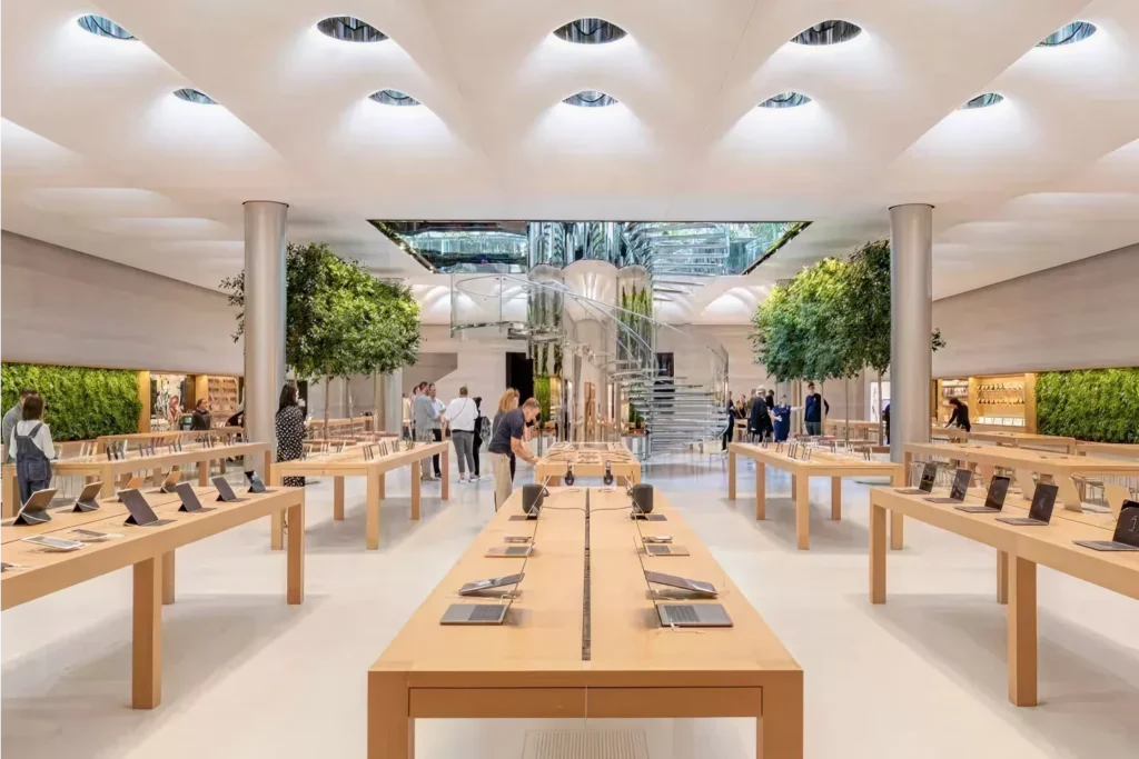 fully furnished managed office space with modern workstations